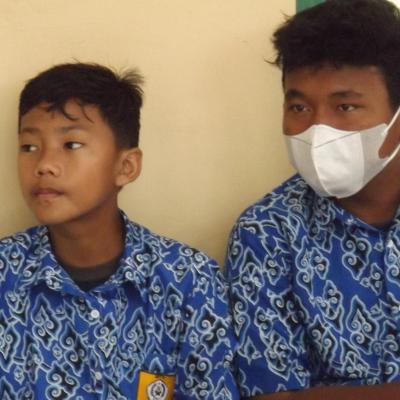 Siswa kelas 7